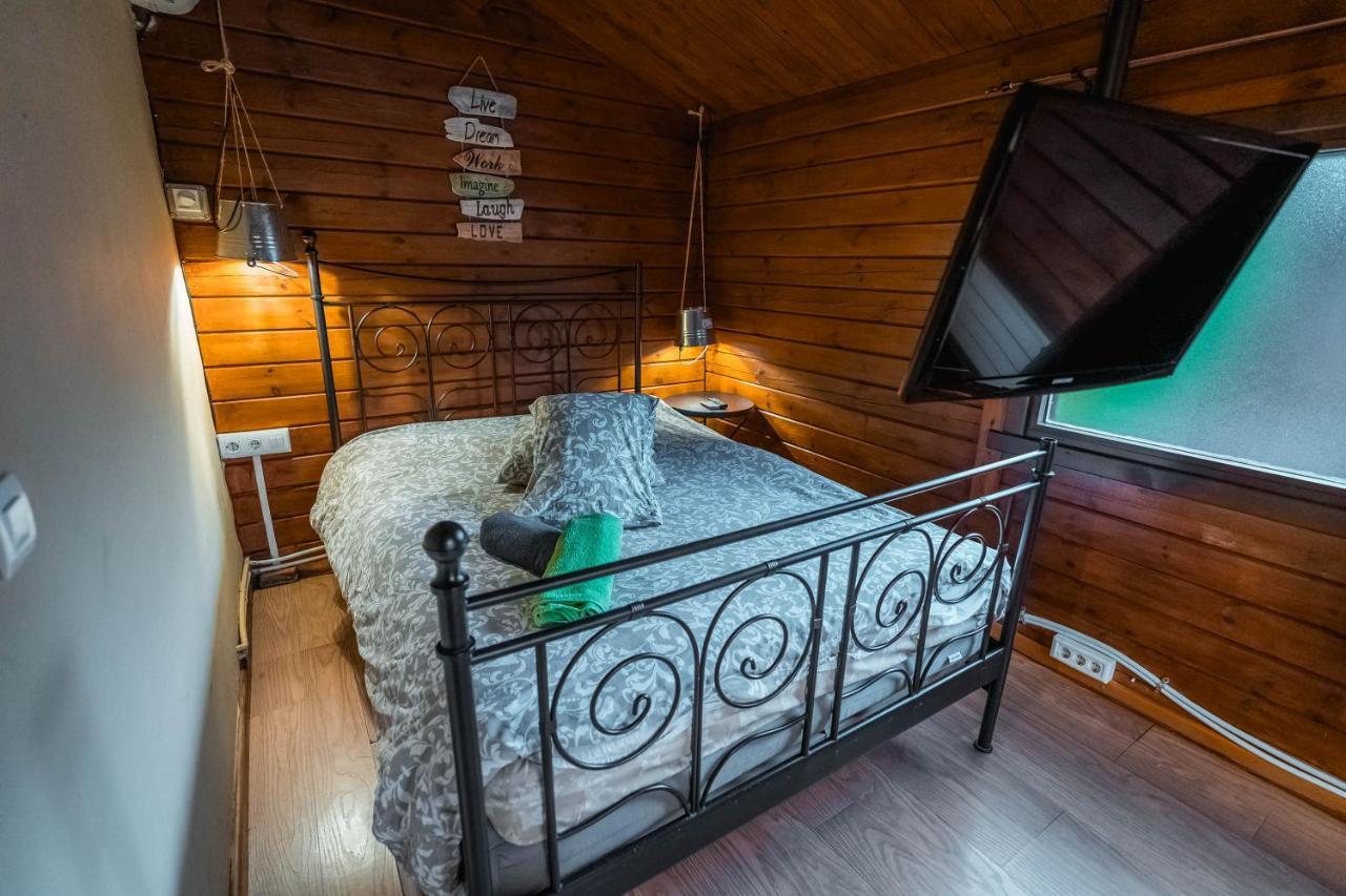 Fuente Del Lobo Glamping & Bungalows - Adults Only Pinos Genil Exterior foto